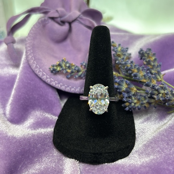 💍 ✈️ 💎 Exquisite stone! Travel Ring. Approx.. 3 1/2 carat Oval shape. #EA36 - Picture 2 of 8